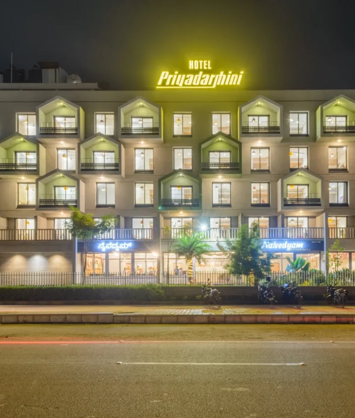 The Pearl Priyadarshini Hotel - 12